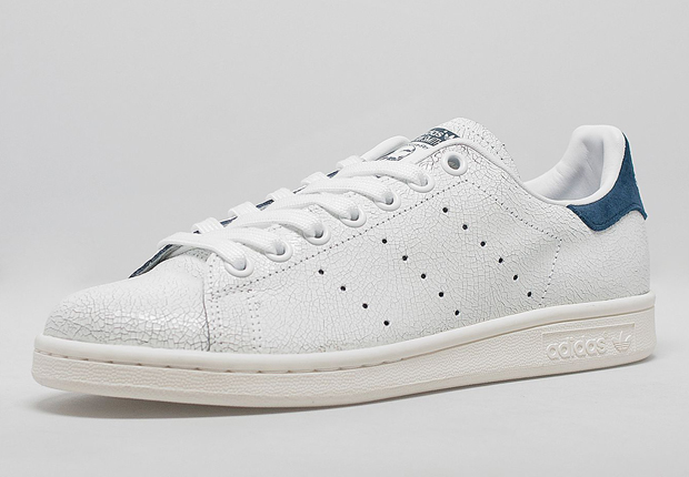 stan smith cracked leather